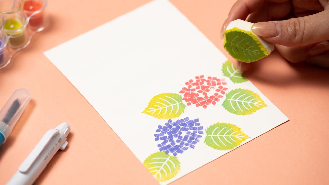 季節の花の消しゴムはんこで、暮らしをはなやかに彩ろう – Lakit